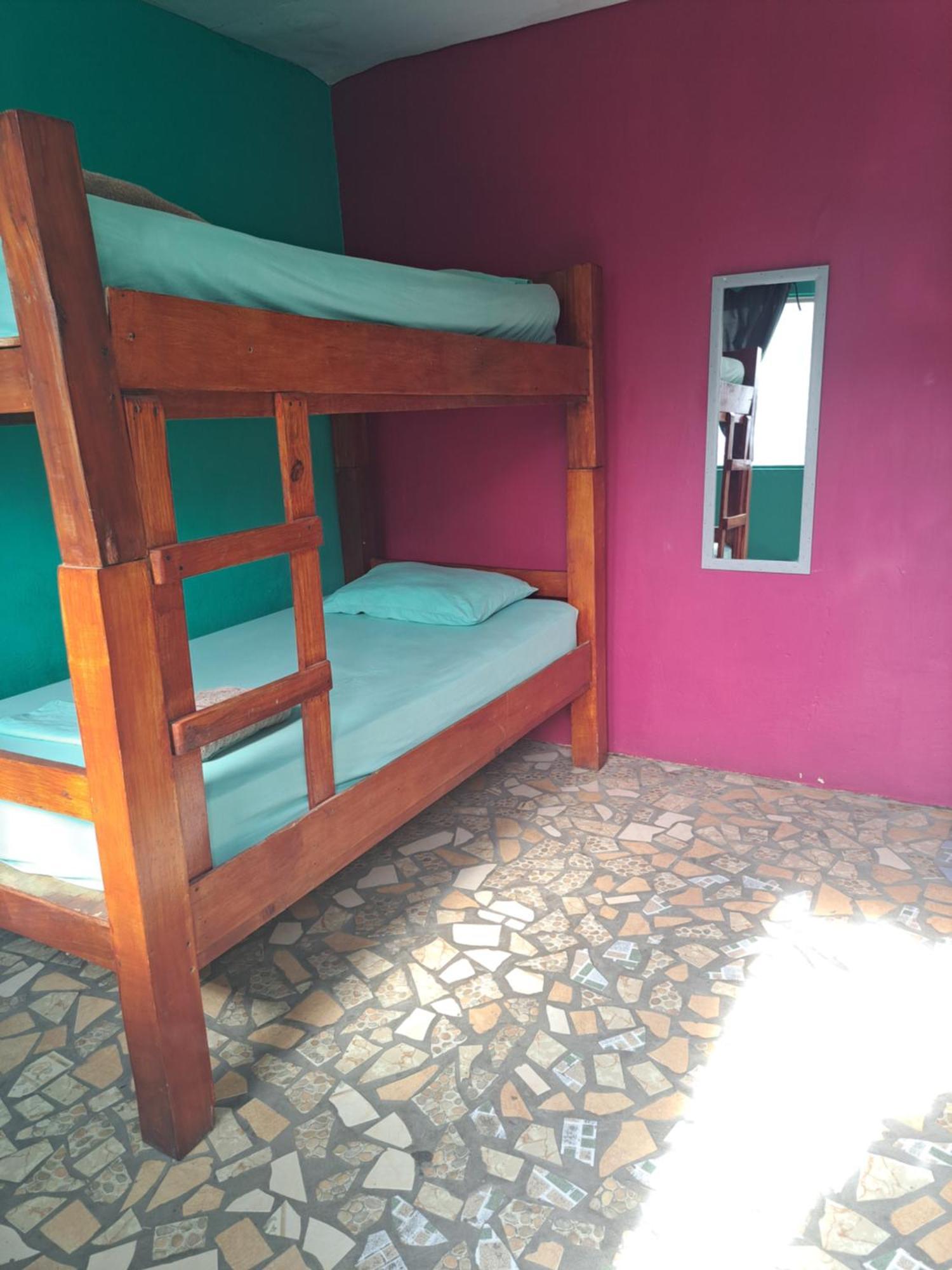 Hostal Mochilas Granada Quarto foto