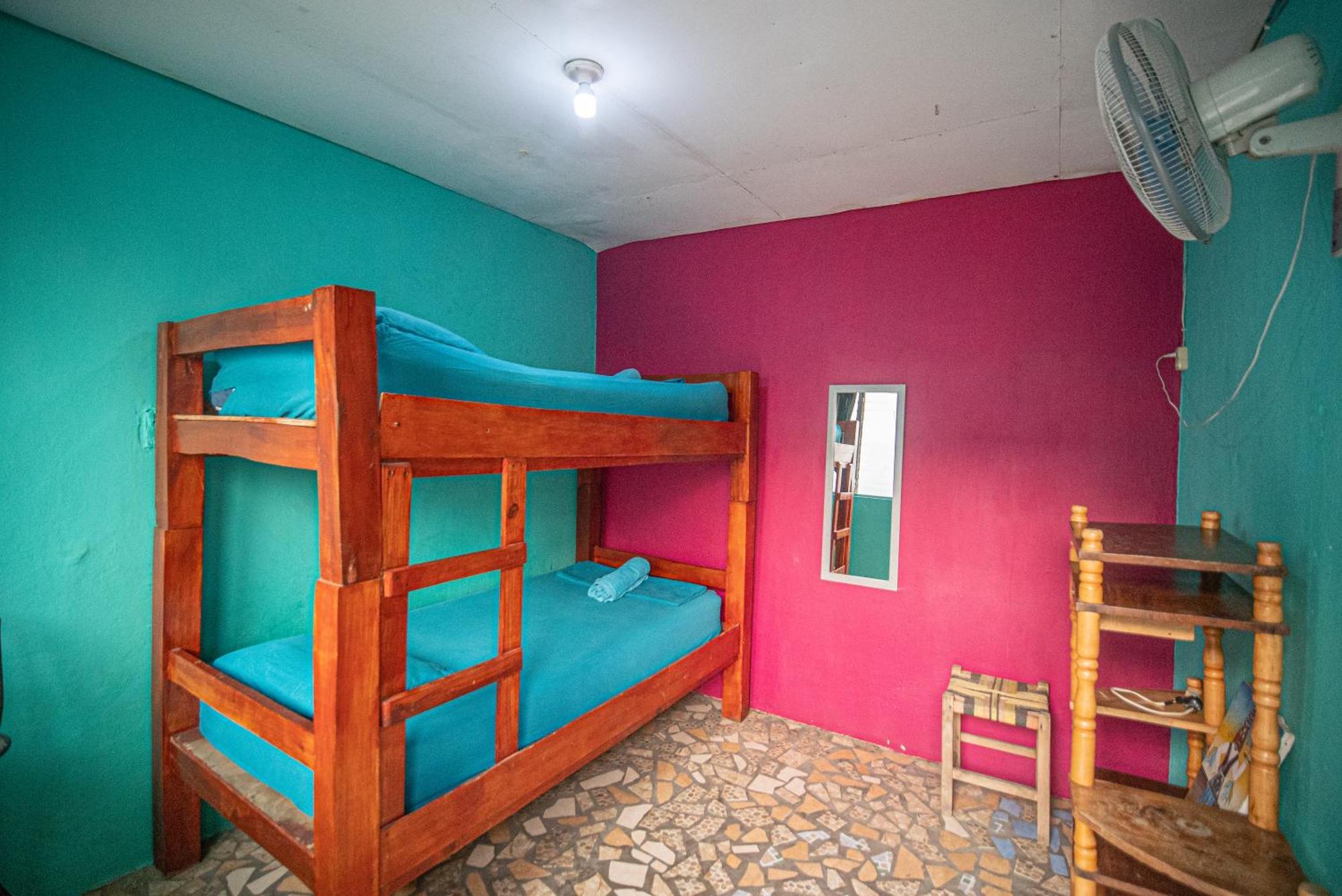 Hostal Mochilas Granada Quarto foto